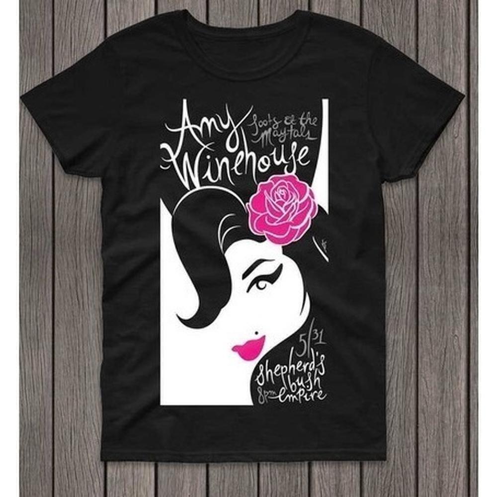 Amy Winehouse English Soul Singer Portrait Fan T-Shirt